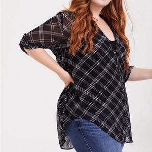 Torrid button down chiffon tunic